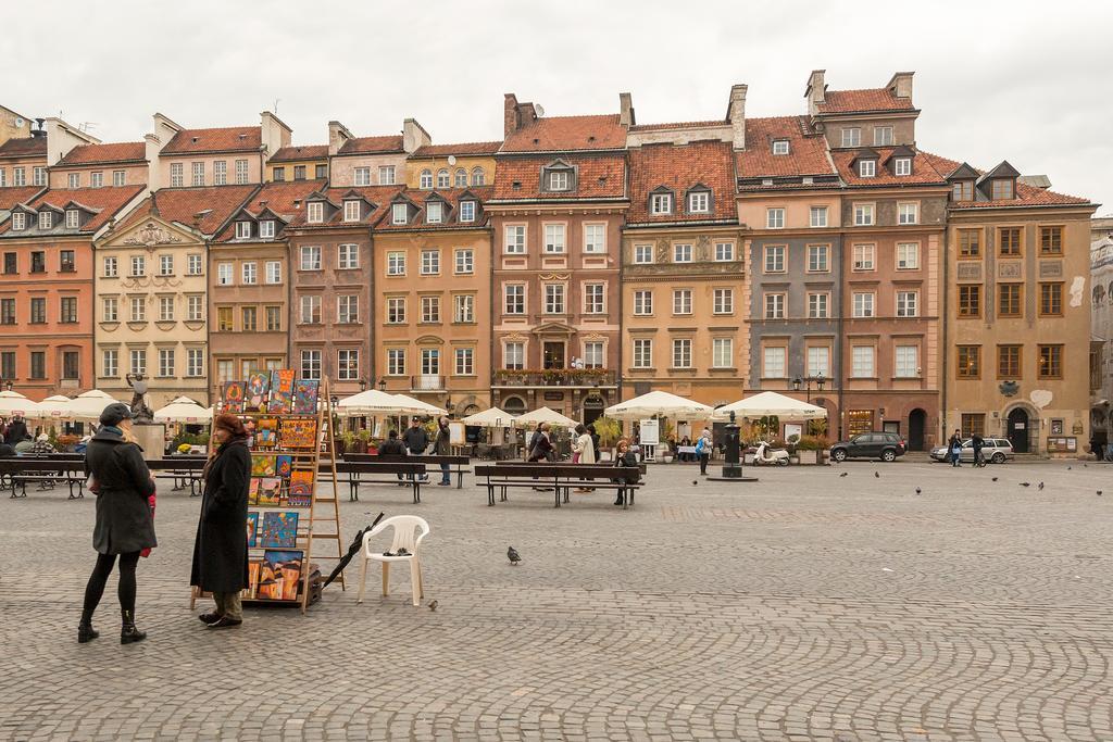 Old Town Square P&o * Warszawa